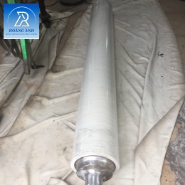 TRỤC CAO SU TRẮNG PHI 255 x 2020( CAO SU 20ly)