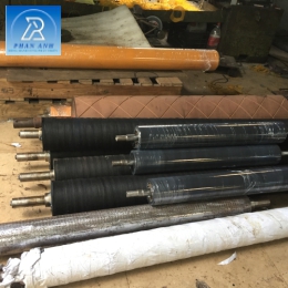 NHẬN GIA CÔNG ĐẮP CÁC LOẠI TRỤC CAO SU VÀ SILICON