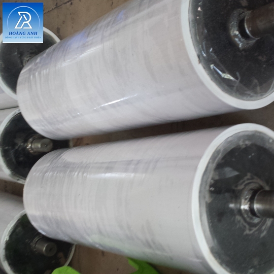 TRỤC CAO SU TRẮNG fi 240 x 650