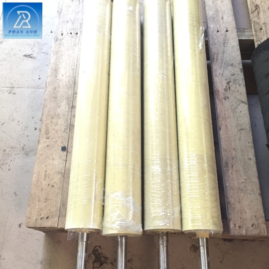 TRỤC CAO SU TRẮNG FI 110 X 1100