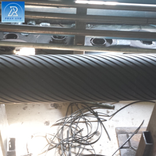 NHẬN GIA CÔNG ĐẮP TRỤC CAO SU VÀ XẺ RÃNH