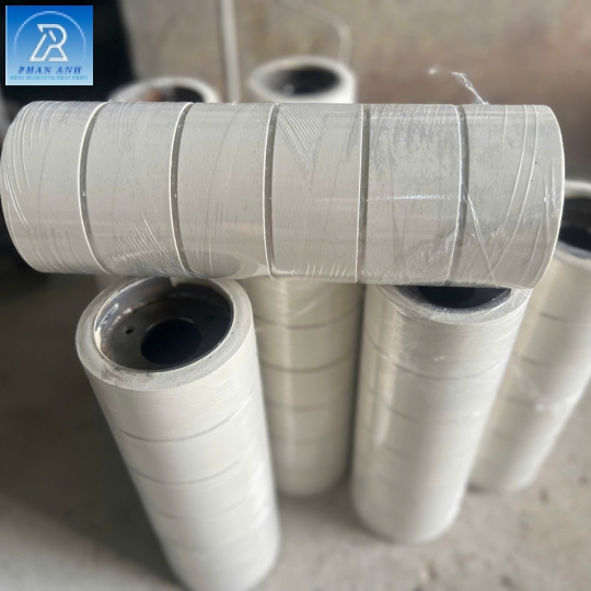 TRỤC CAO SU MÀU TRẮNG NGẮN